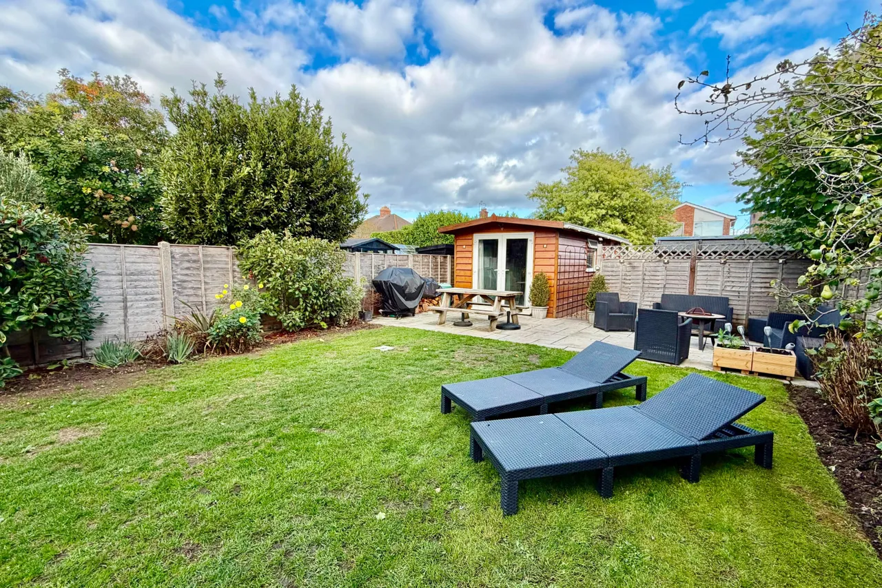 Ringwood, BH24, photo 21