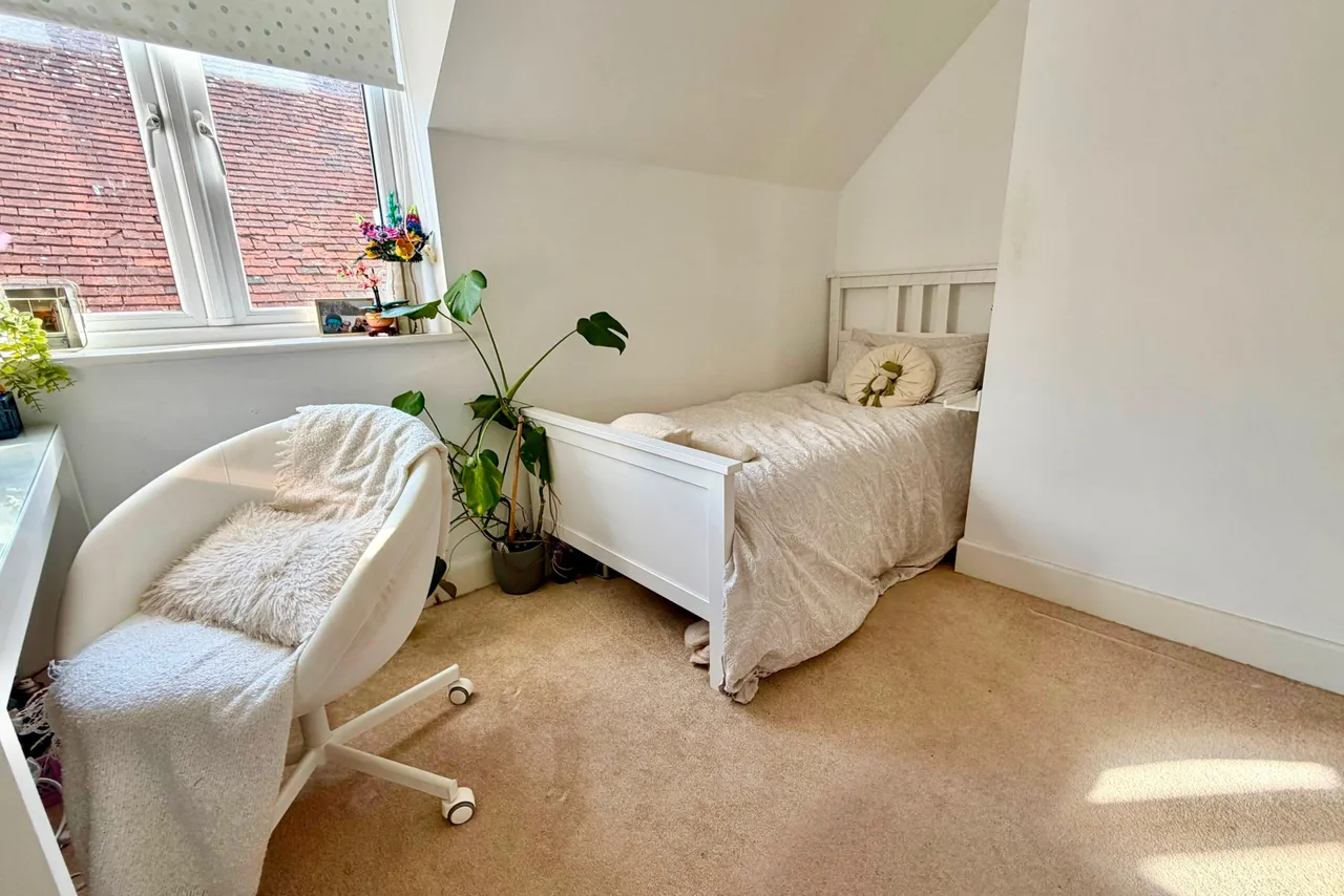 Ringwood, BH24, photo 15