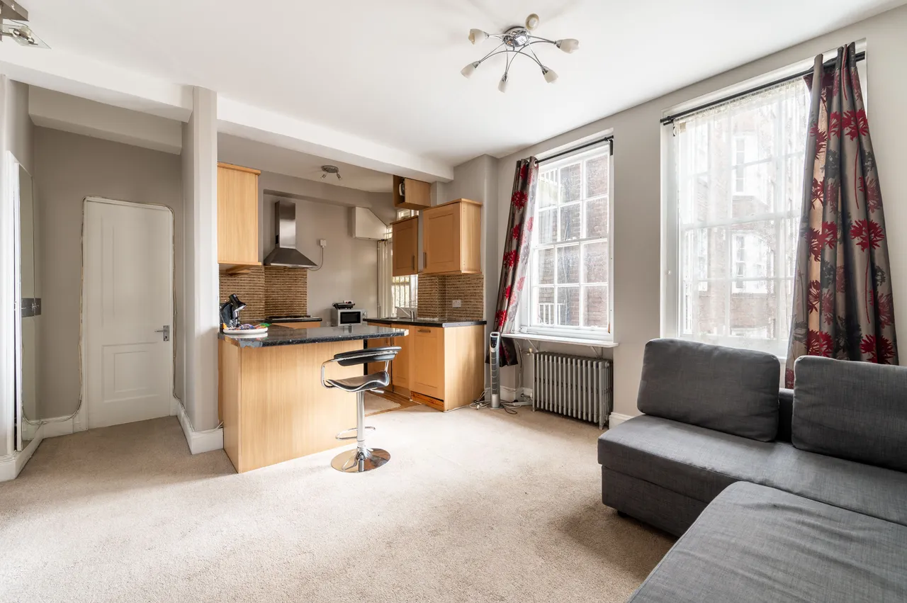 2 bed flat to rent, London, W2