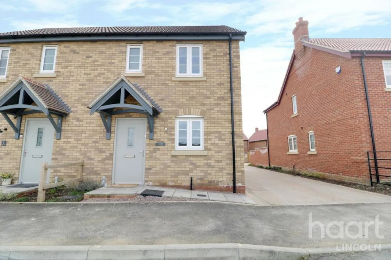 Dixon Place, LN2, photo 19