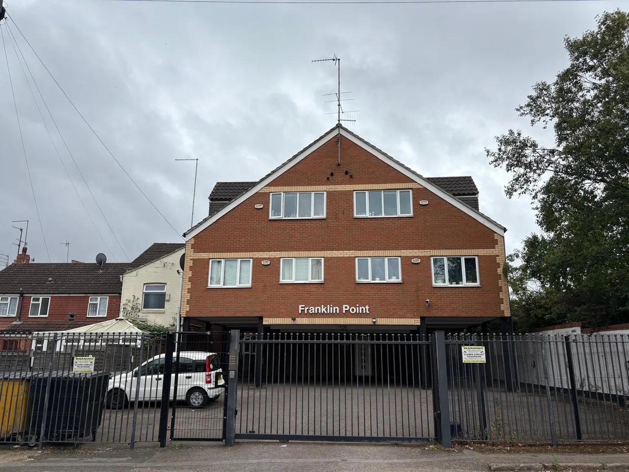 Weedon Road, NORTHAMPTON, photo 2