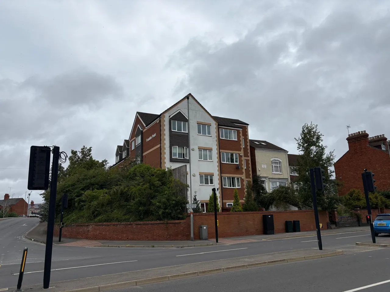 2 bed flat to rent — Weedon Road, NORTHAMPTON