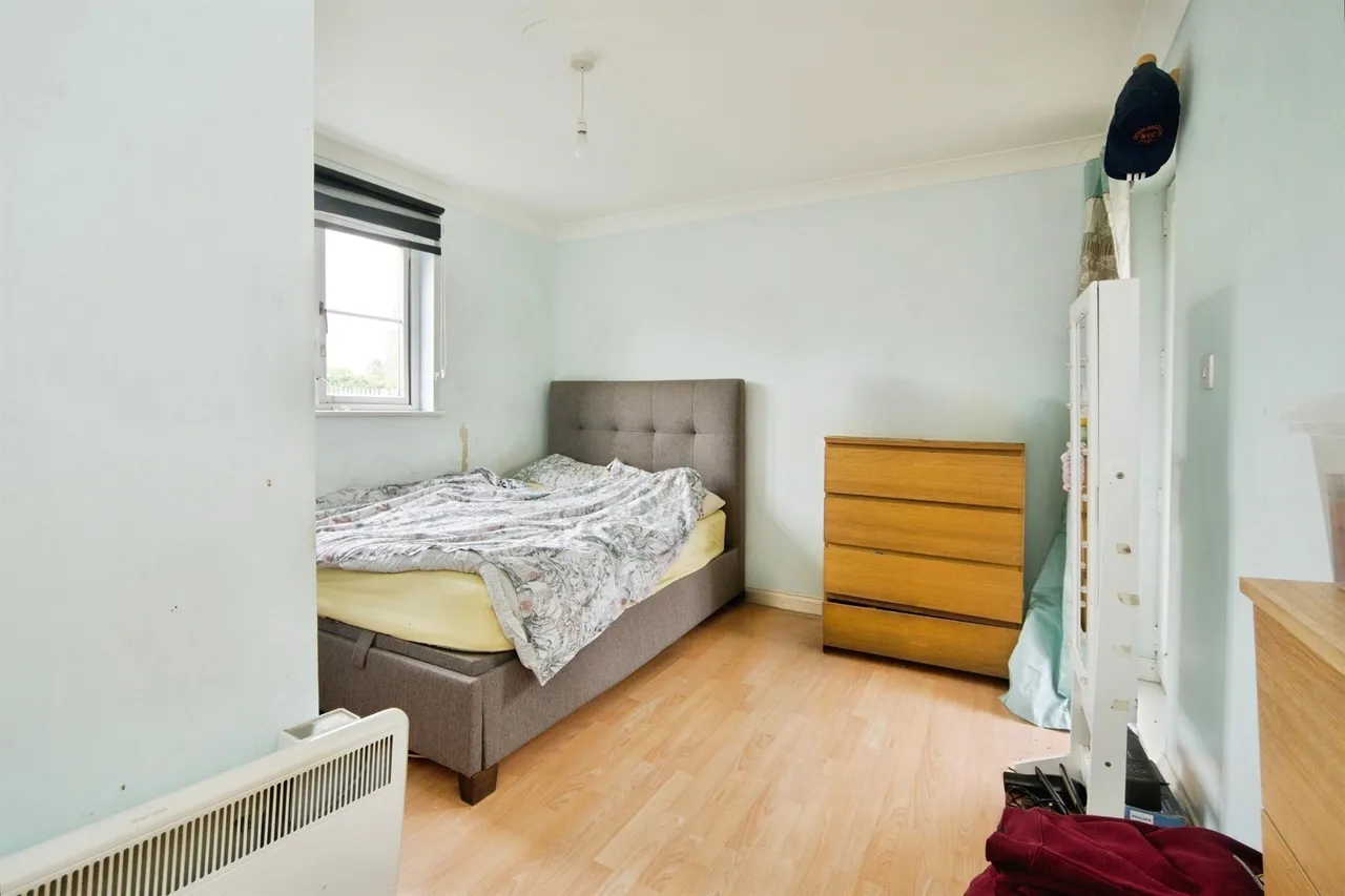 Marine Drive, Barking, IG11, photo 10