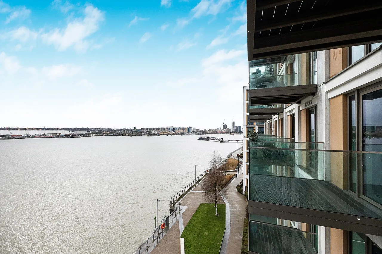 Laker House, London, E16 2SH, photo 14