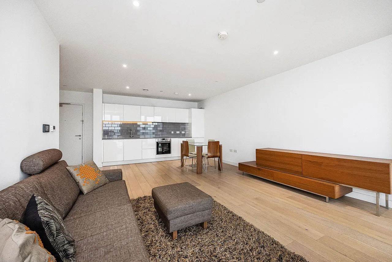 Laker House, London, E16 2SH, photo 4