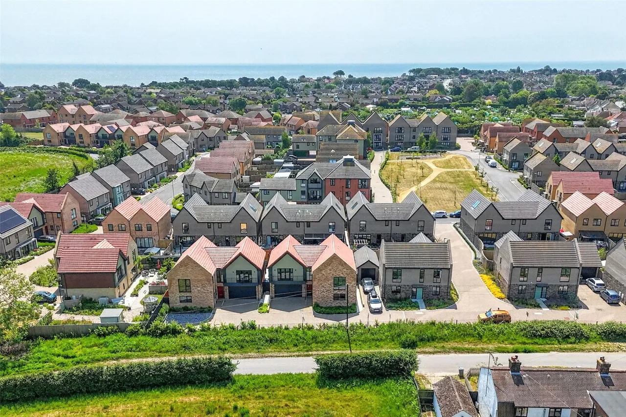 Laureate Fields, Felixstowe, IP11, photo 3