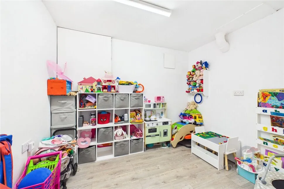 Cottingham Drive, Moulton, NN3, photo 8