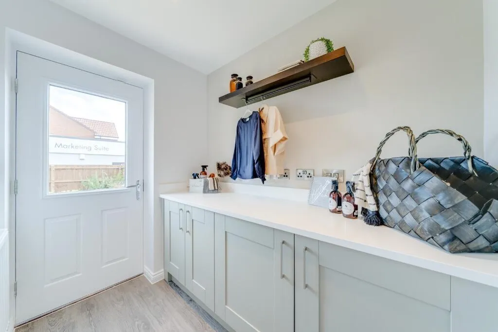 Shipley Lakeside, Shipley, DE75, photo 5