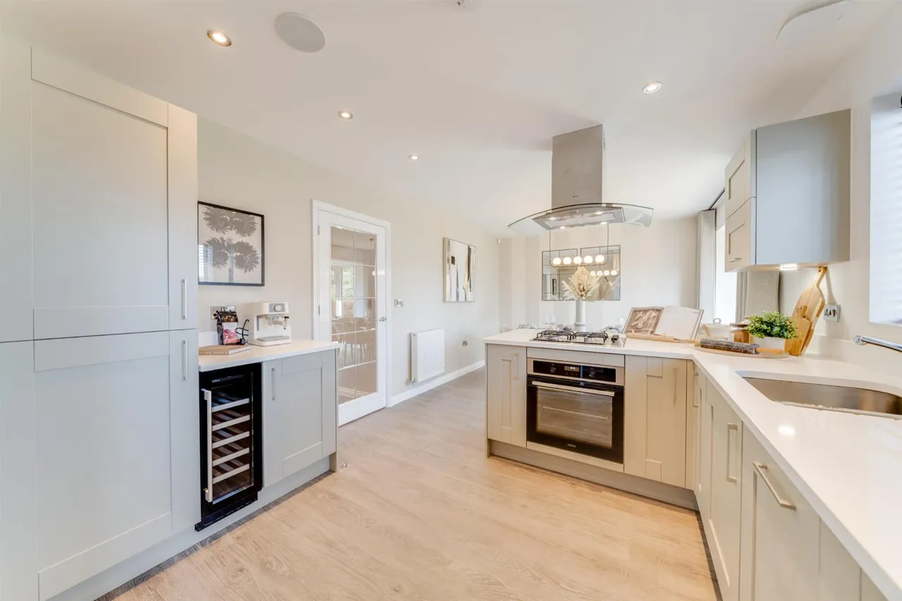 Shipley Lakeside, Shipley, DE75, photo 4