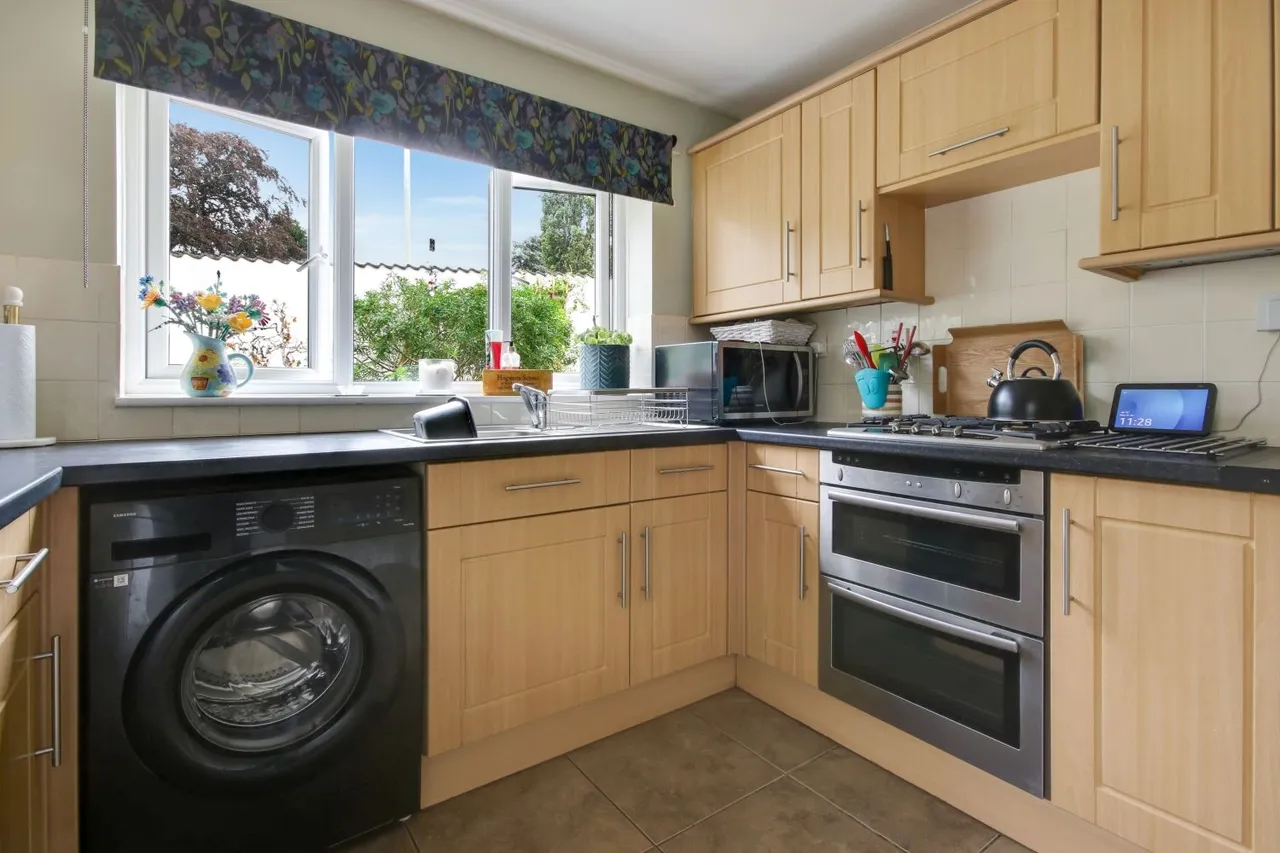 Marist Way, Barnstaple, EX32, photo 4