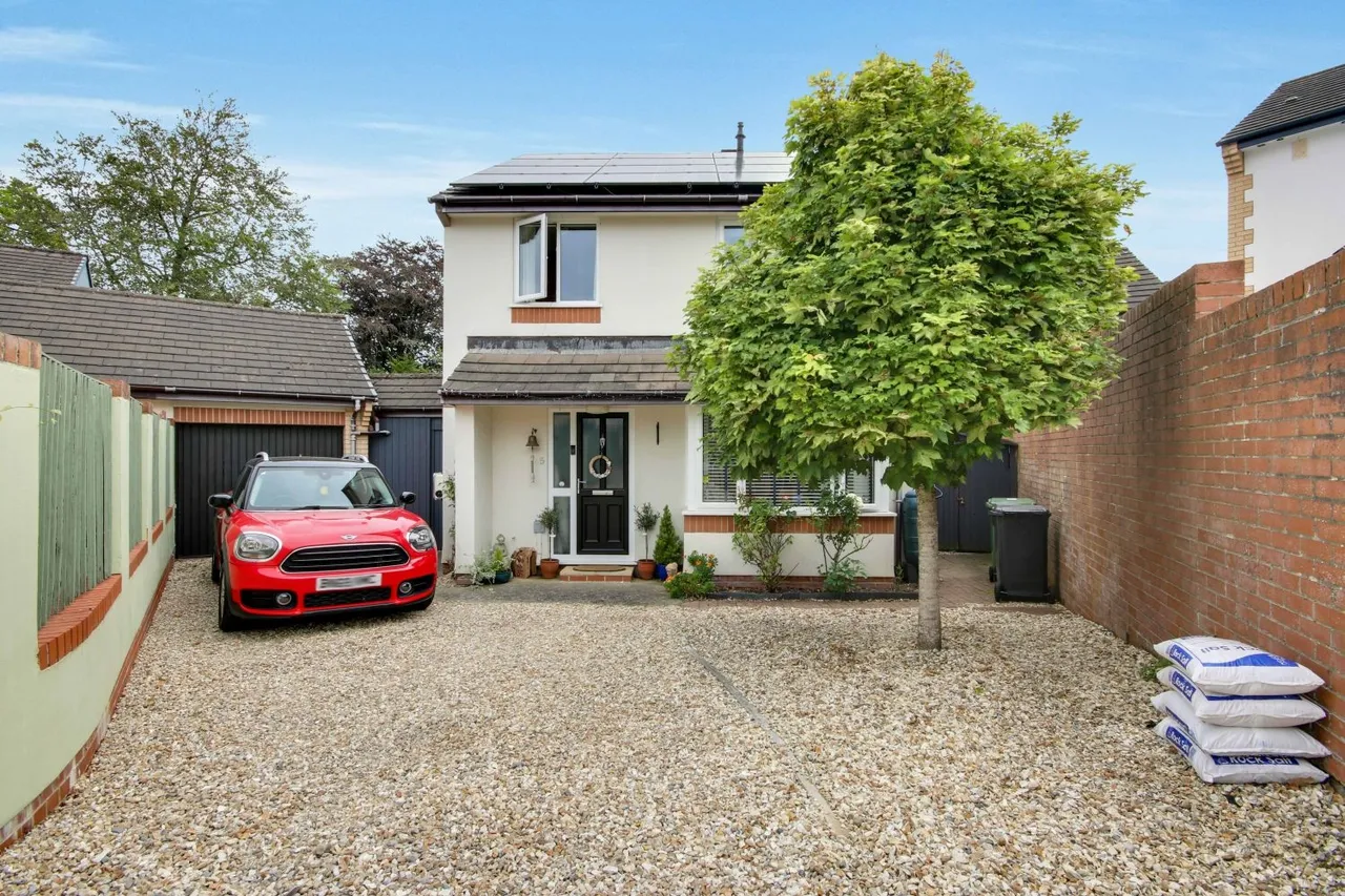 Marist Way, Barnstaple, EX32, photo 20