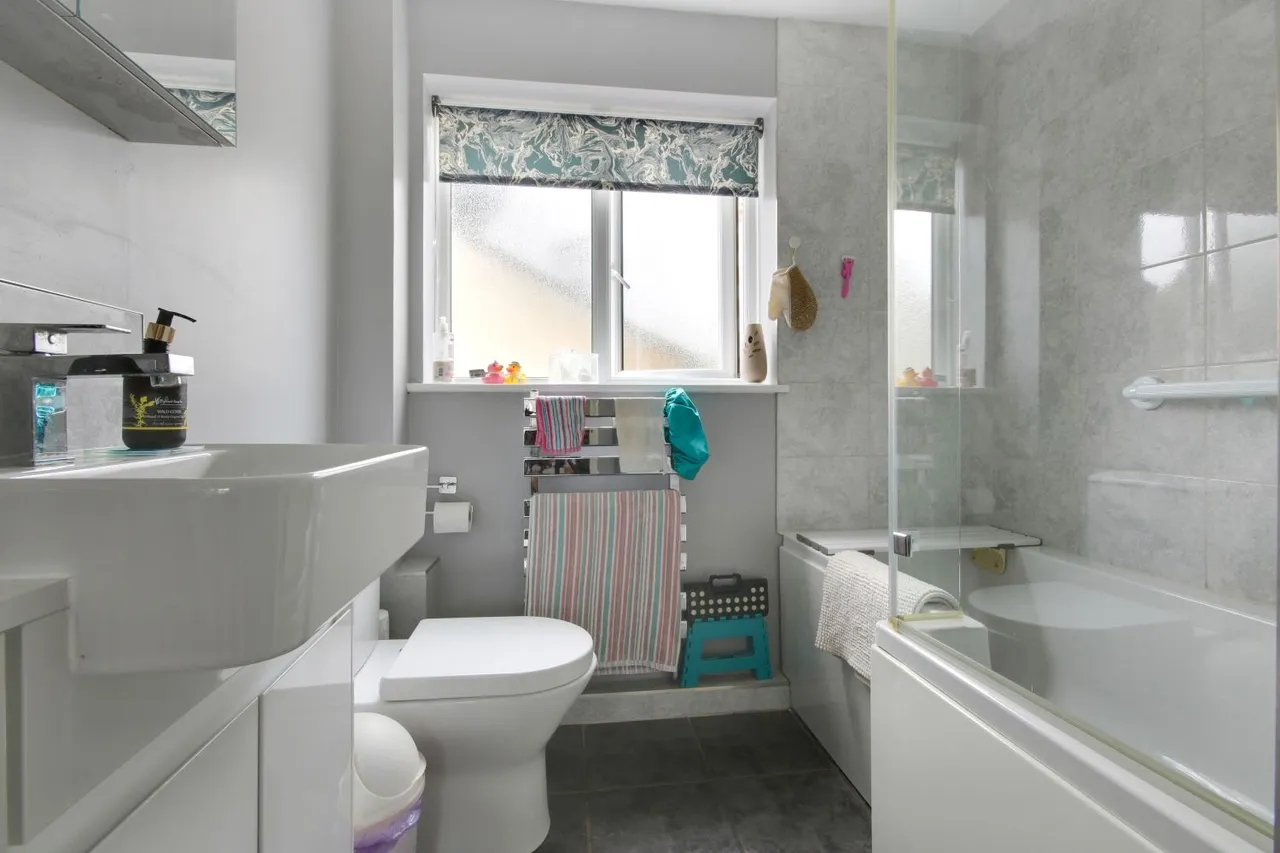 Marist Way, Barnstaple, EX32, photo 14