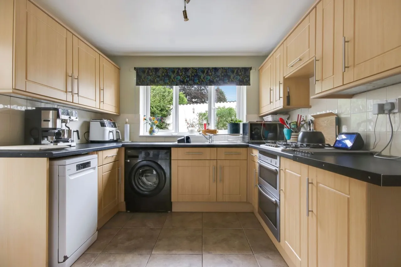 Marist Way, Barnstaple, EX32, photo 5