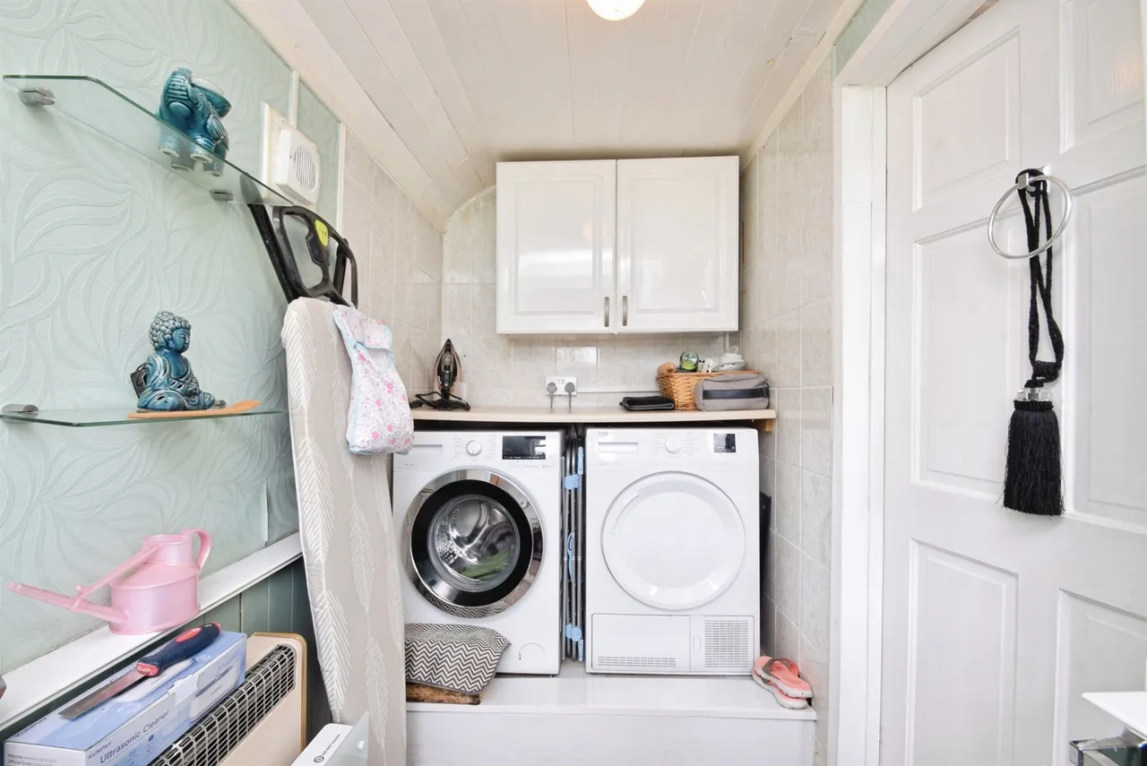 Tirycoed Road, Ammanford, SA18, photo 14