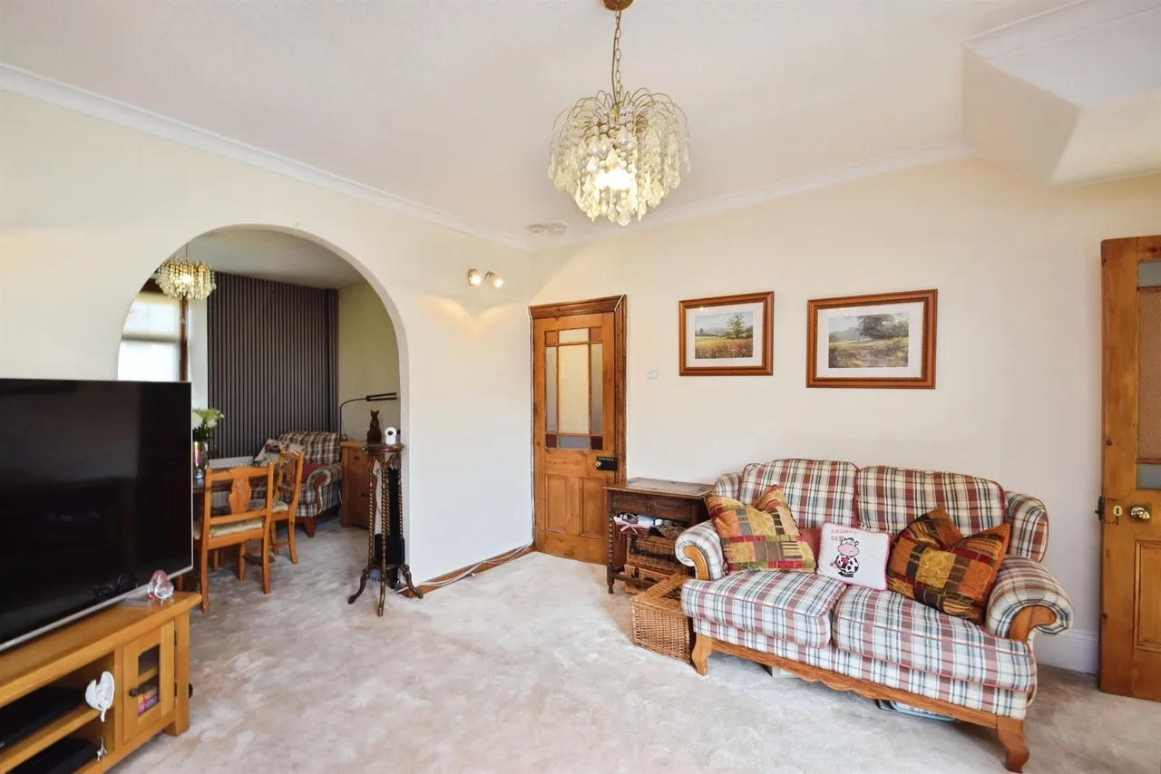 Tirycoed Road, Ammanford, SA18, photo 12