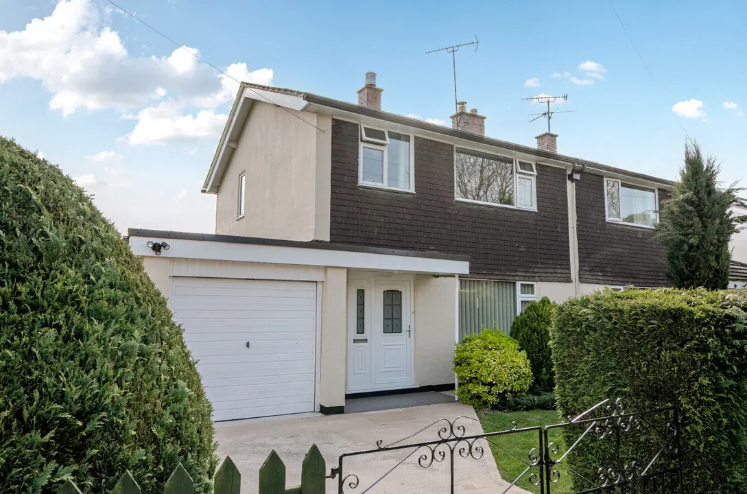 3 bed house for sale — The Birches, Shobdon, Leominster, Herefordshire, HR6 9NG