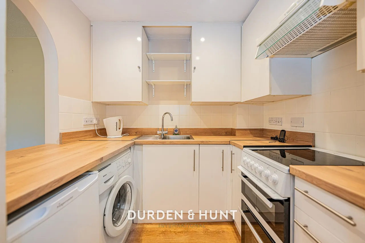 Maple Gate, Loughton, IG10, photo 6