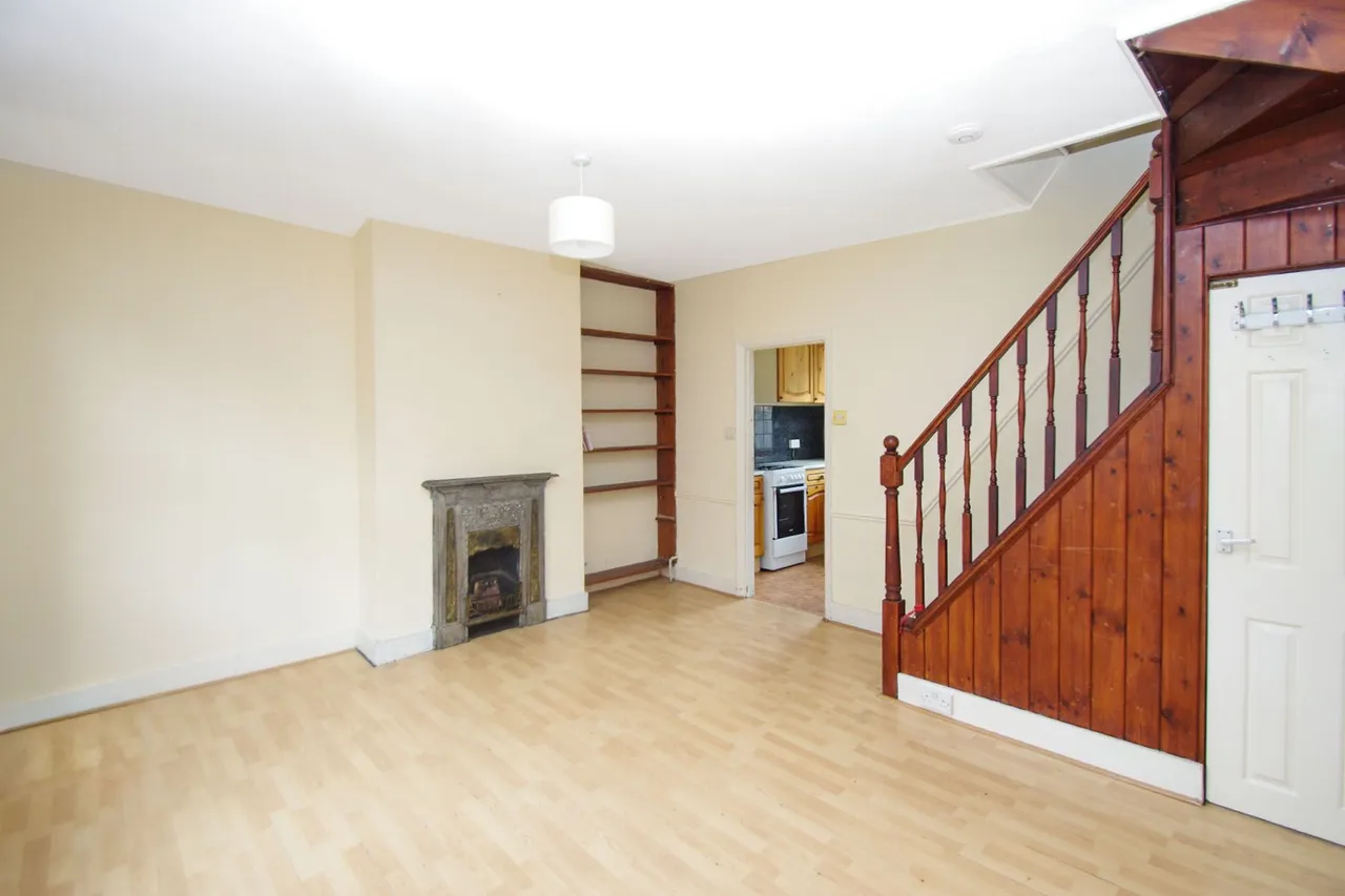 Watford, WD18, photo 2