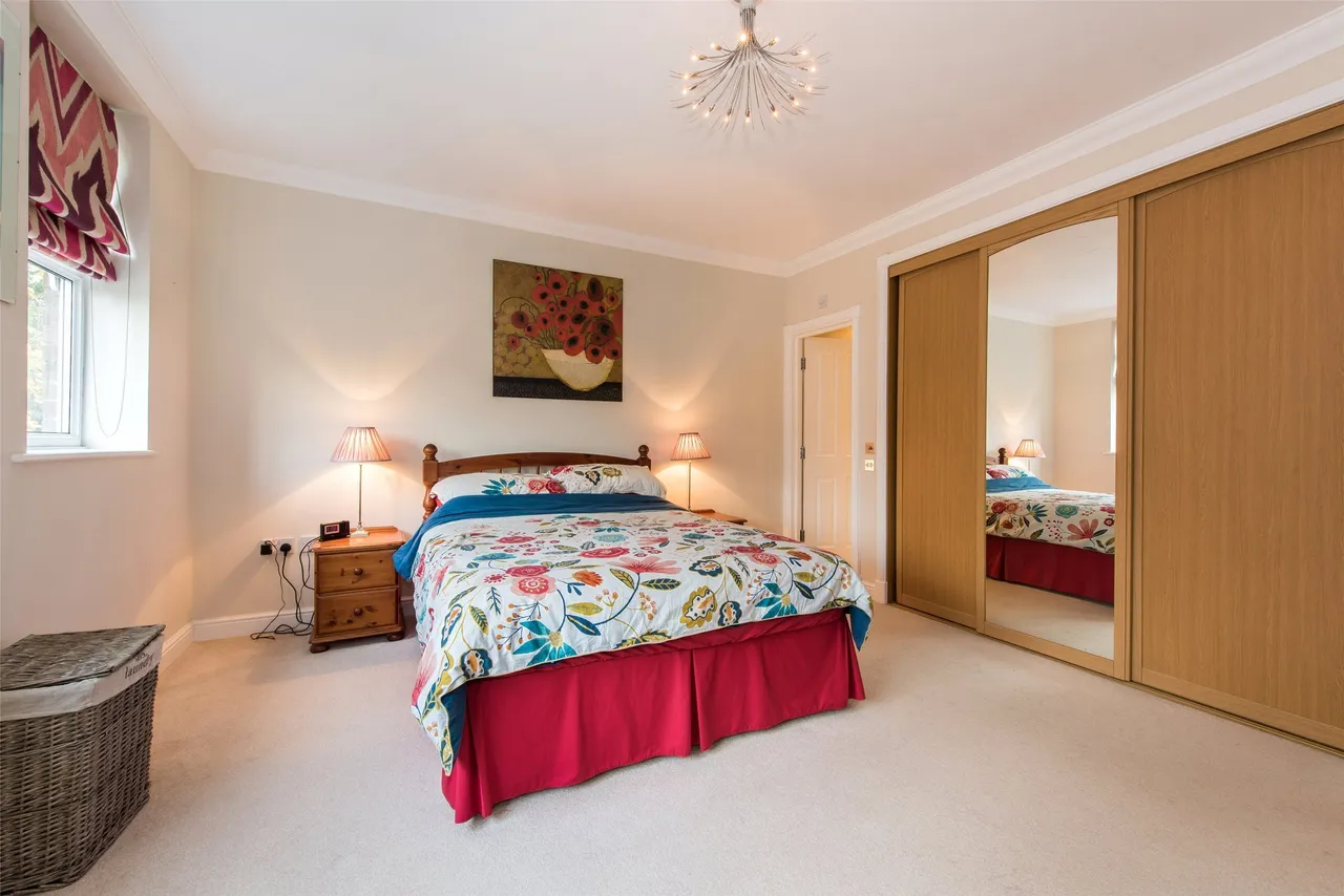 Wray Common Road, Reigate, RH2, photo 10