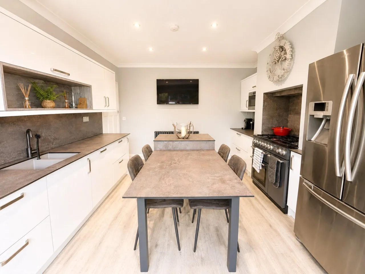 Hambleton Avenue, Northallerton, North Yorkshire, DL7, photo 4