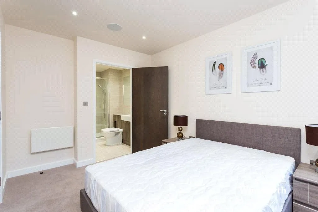 Boulevard Drive, Colindale, NW9, photo 6