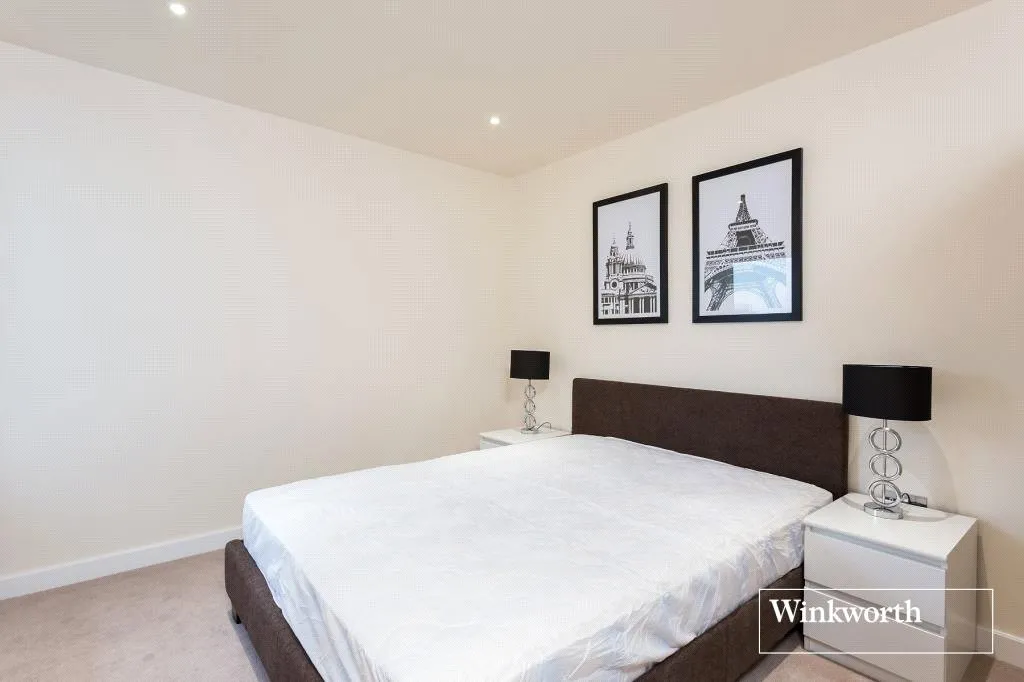 Boulevard Drive, Colindale, NW9, photo 5
