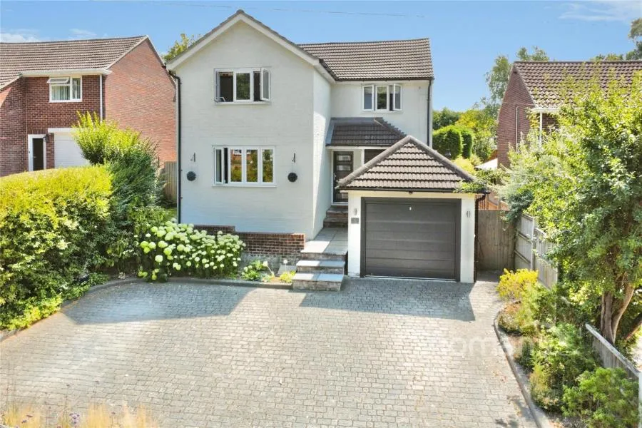 Harts Leap Road, Sandhurst, GU47, photo 25