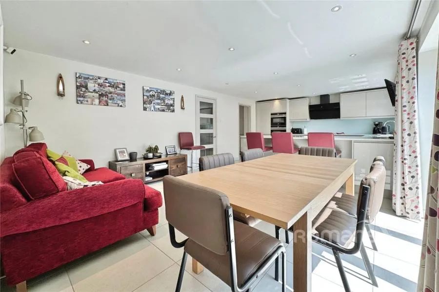 Harts Leap Road, Sandhurst, GU47, photo 10