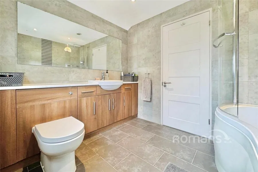 Harts Leap Road, Sandhurst, GU47, photo 21