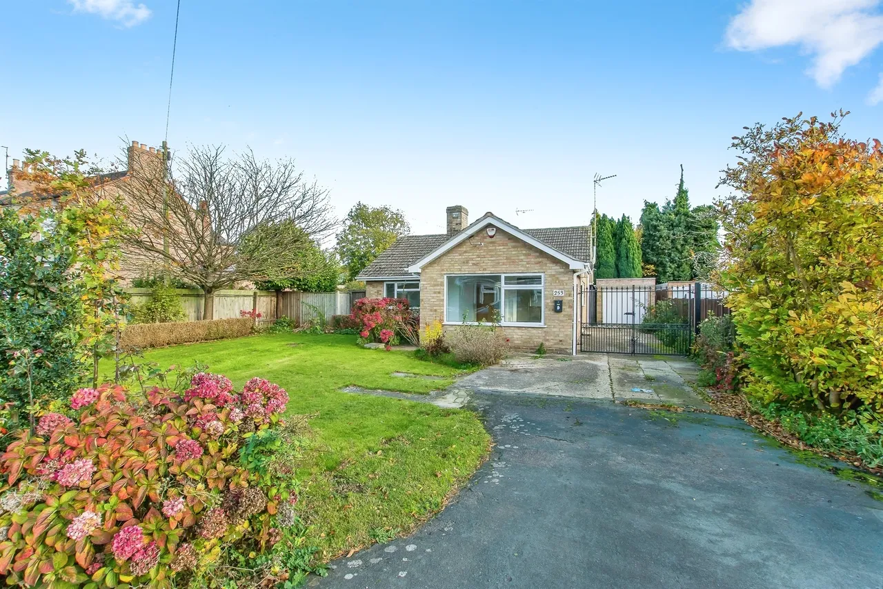 3 bed house for sale — Ramnoth Road, Wisbech