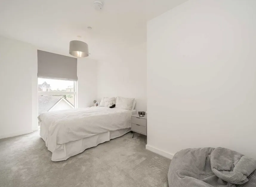 Commerce Road, Brentford, TW8, photo 4