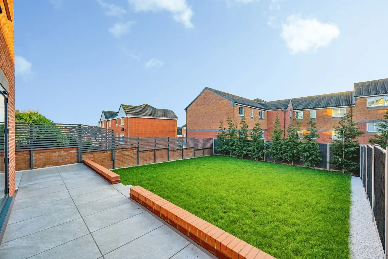 Hockley Road, Wilnecote, Tamworth, Staffordshire, B77, photo 4