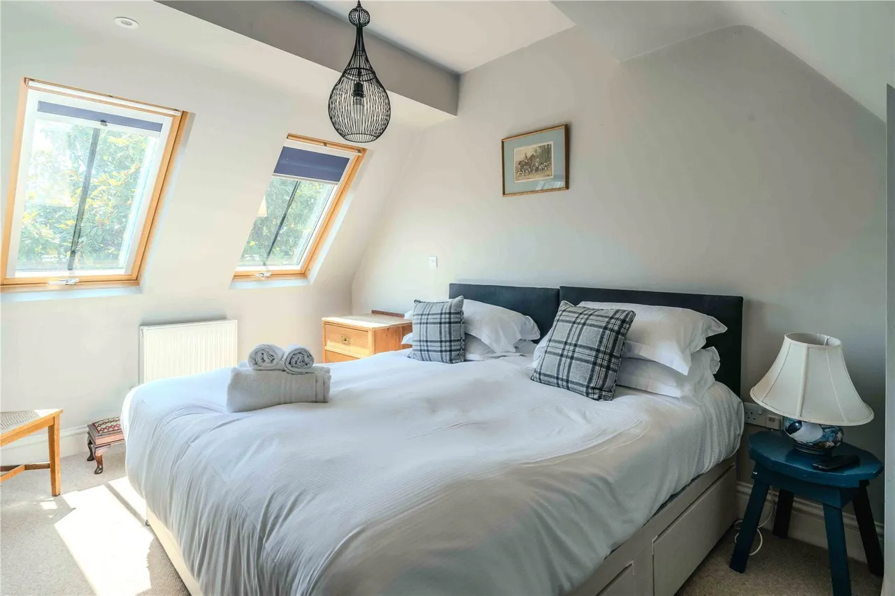 High Street, Chipping Campden, GL55, photo 18