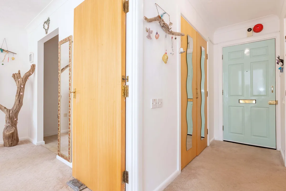 Lancing, BN15 8DS, photo 5