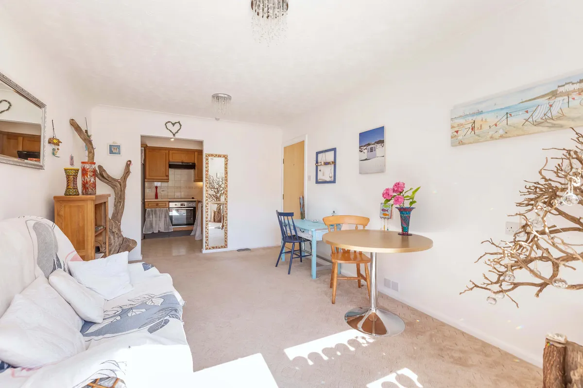 Lancing, BN15 8DS, photo 12