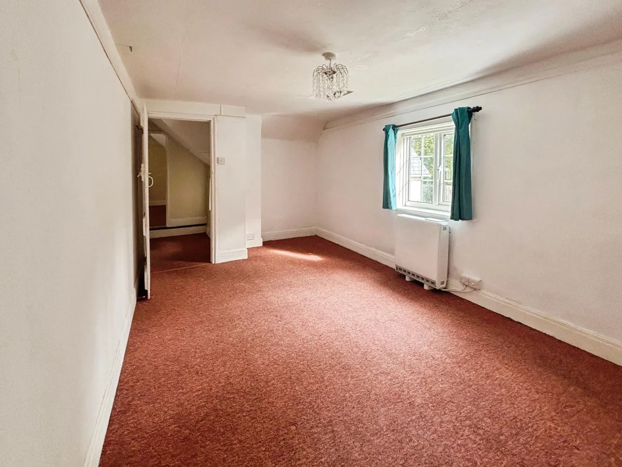 Crown Cottages, Whaddon, SP5, photo 7