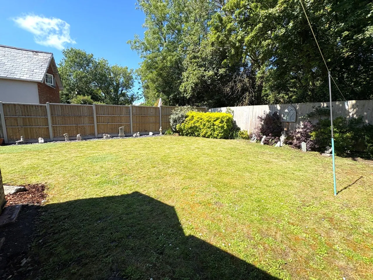 Crown Cottages, Whaddon, SP5, photo 10