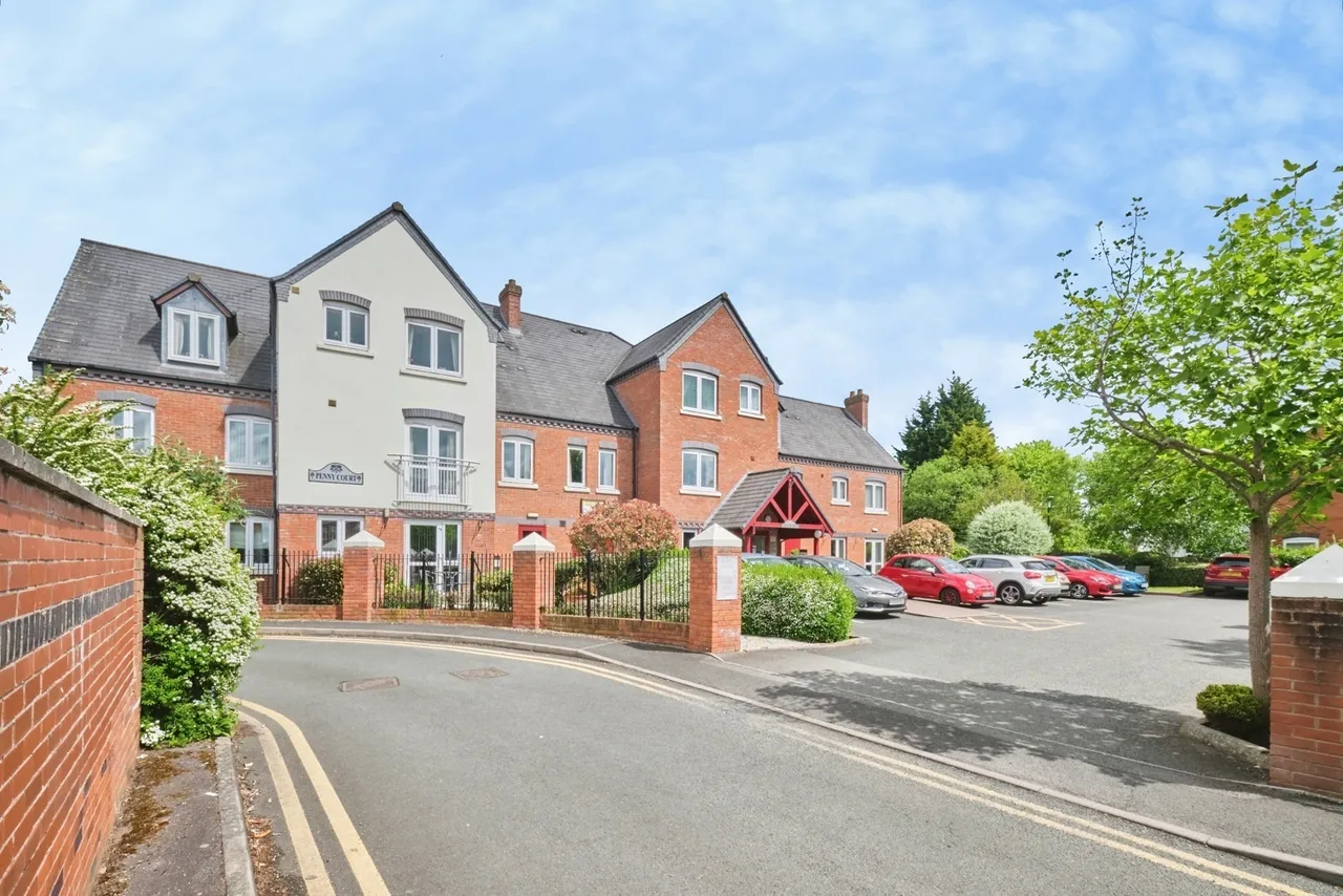 Rosy Cross, Tamworth, Staffordshire, B79, photo 15