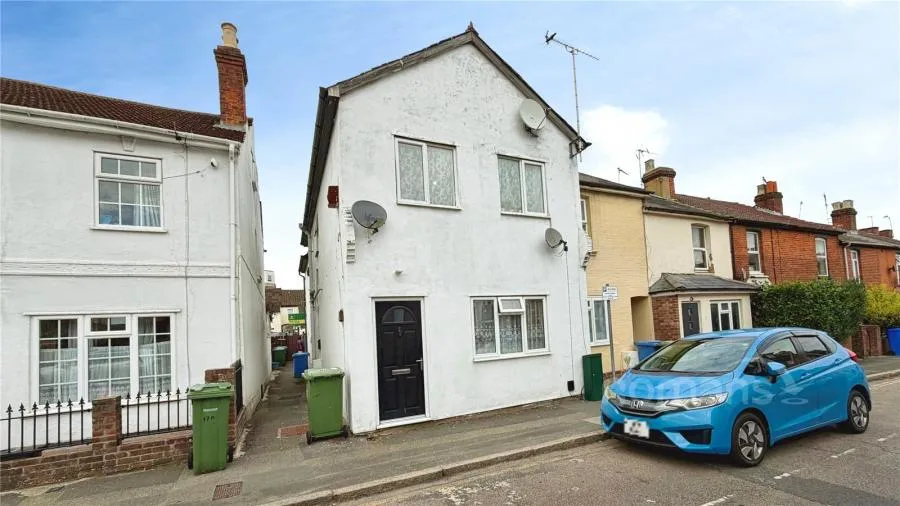1 bed flat for sale, Elms Road, Aldershot, GU11