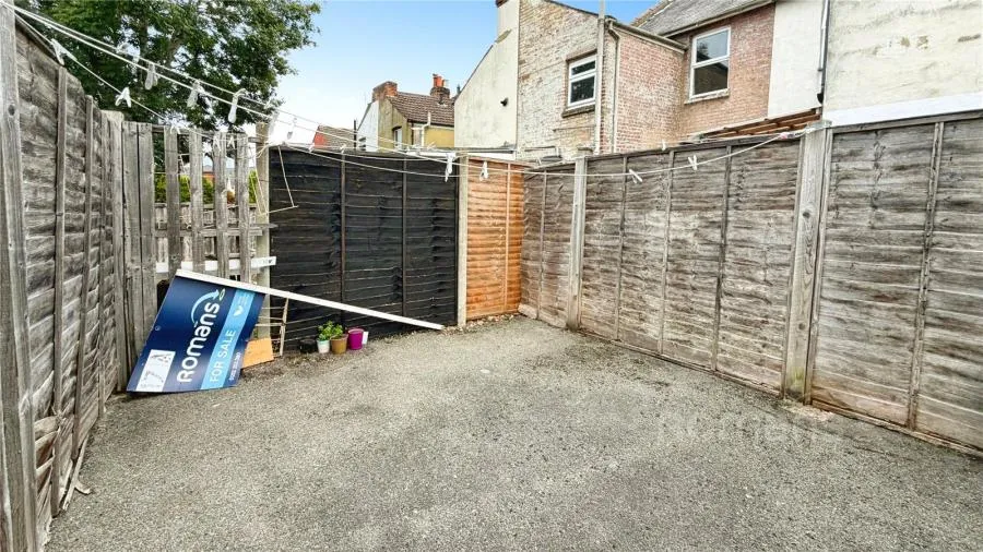 Elms Road, Aldershot, GU11, photo 9