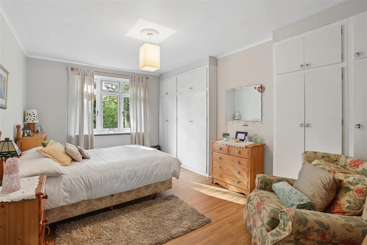 Bolters Lane, Banstead, SM7, photo 20