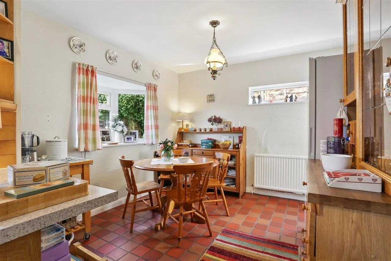 Bolters Lane, Banstead, SM7, photo 11