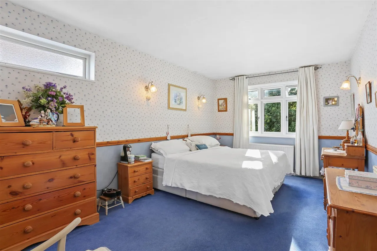 Bolters Lane, Banstead, SM7, photo 15