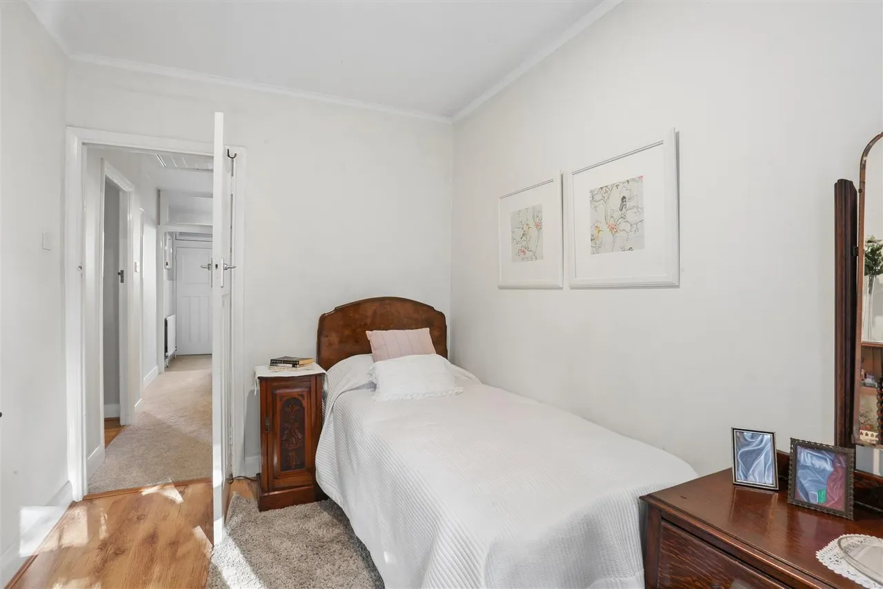 Bolters Lane, Banstead, SM7, photo 25