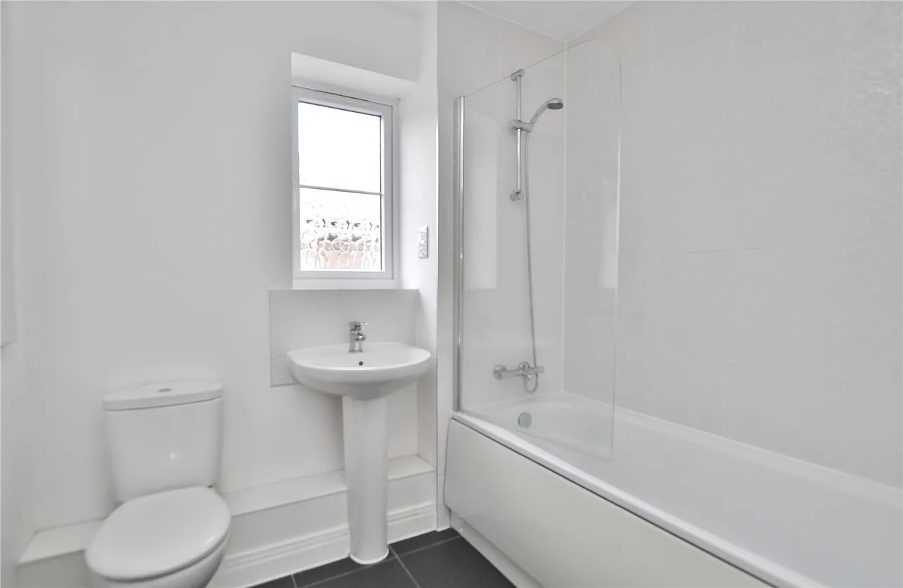 Jersey Close, Knaphill, GU21, photo 9