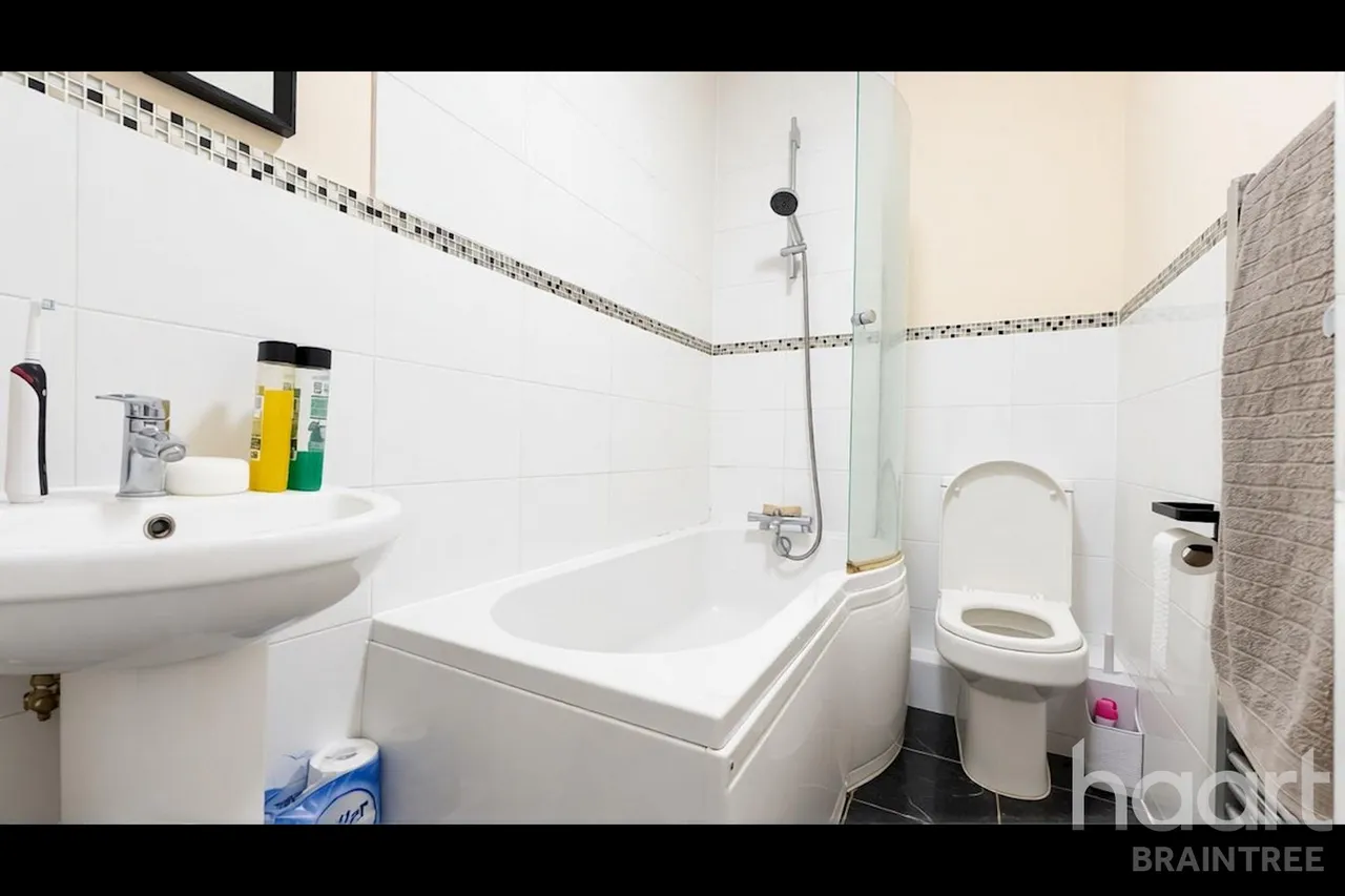 Crittall Court, Witham, CM8, photo 5