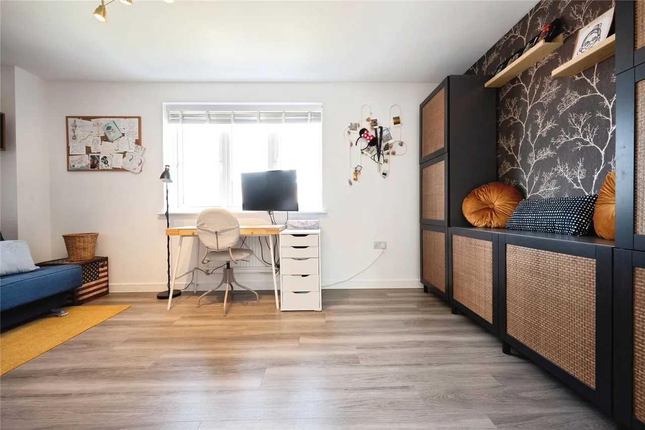 Valerian Way, Leighton Buzzard, Bedfordshire, LU7, photo 9