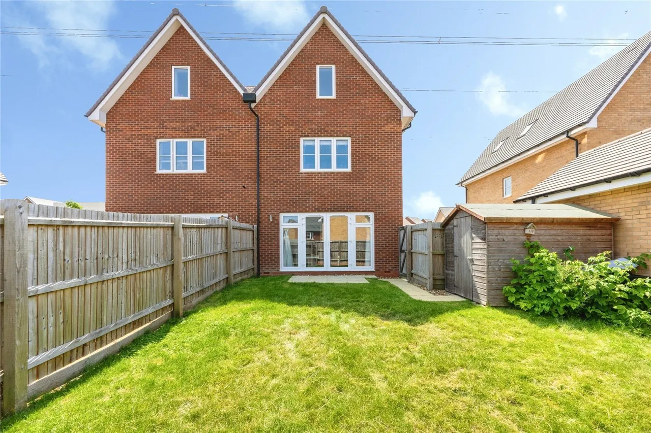 Valerian Way, Leighton Buzzard, Bedfordshire, LU7, photo 17