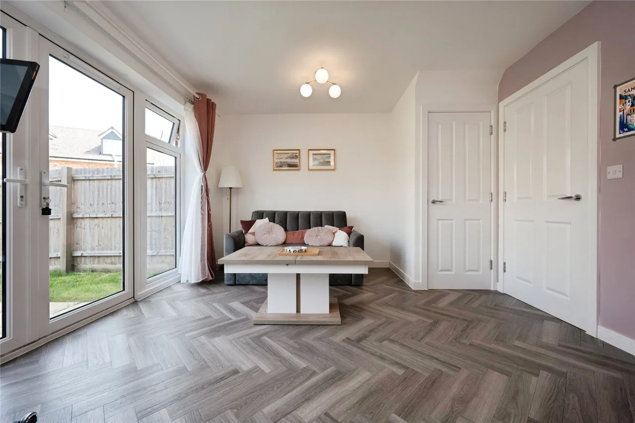 Valerian Way, Leighton Buzzard, Bedfordshire, LU7, photo 4