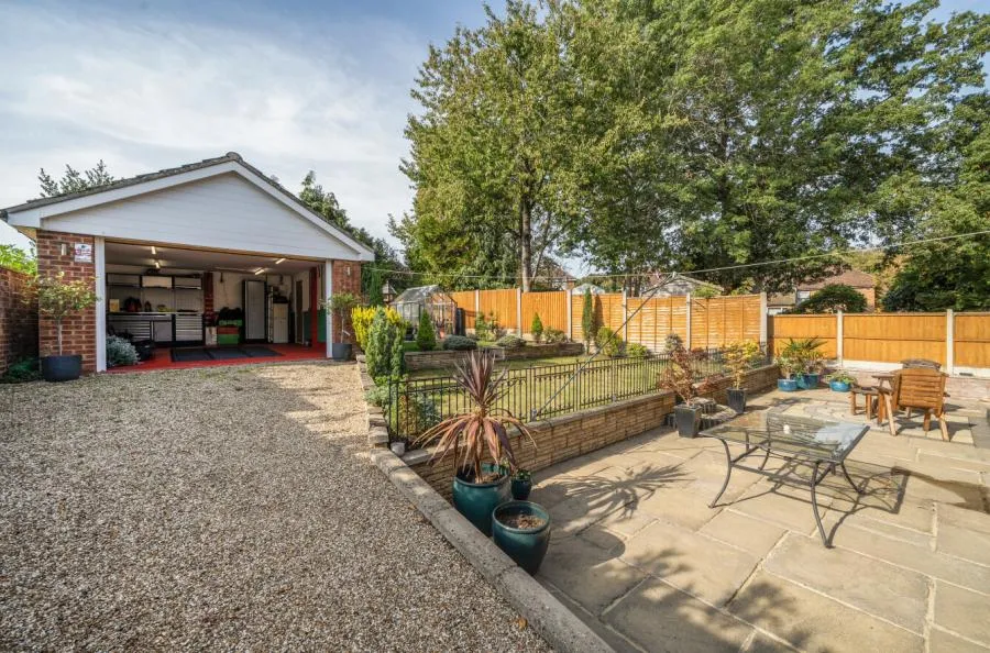 Hawley Road, Blackwater, GU17, photo 19